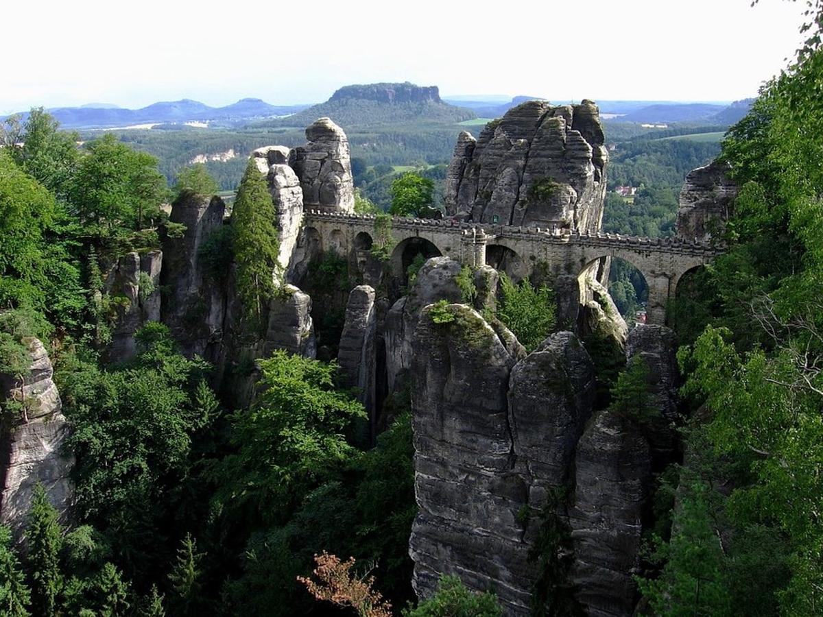 Cosy Apartment With In Pirna With Private Terrace 外观 照片